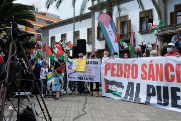 Telde secunda en la capital la concentración por la autodeterminación del pueblo saharaui/TA, Acfi Press y José Manuel García.